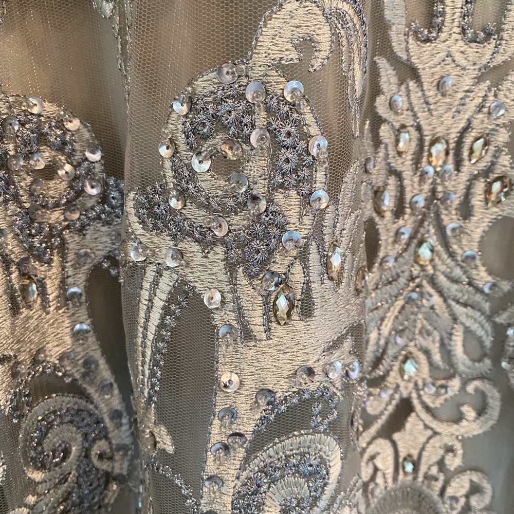 Rina diMontella lace strapless gown, size 8 - Picture 7 of 11